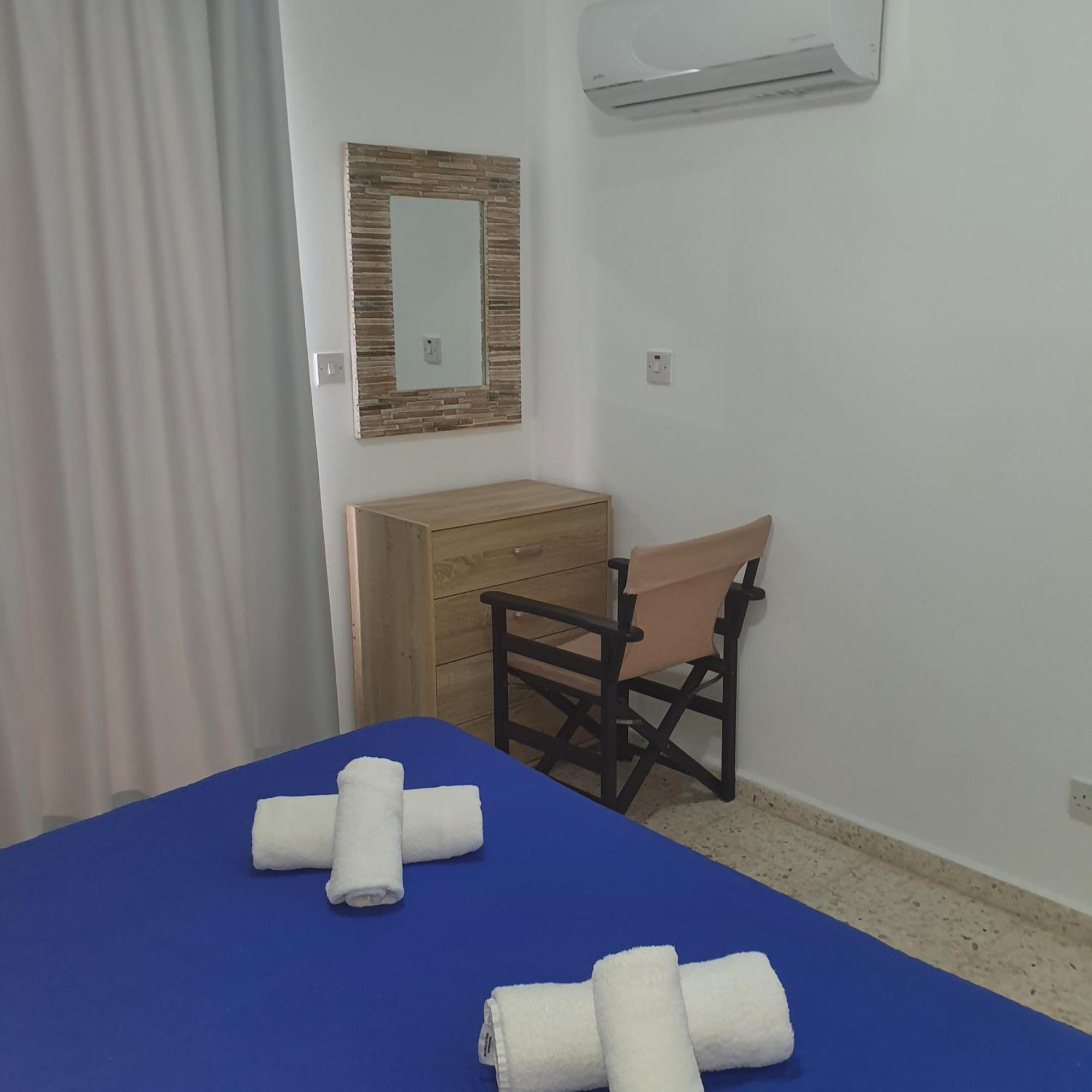 G&E Harbour Apartments Lachi Exterior photo